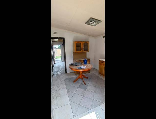 2 BEDROOM HOUSE FOR SALE IN MAPETLA